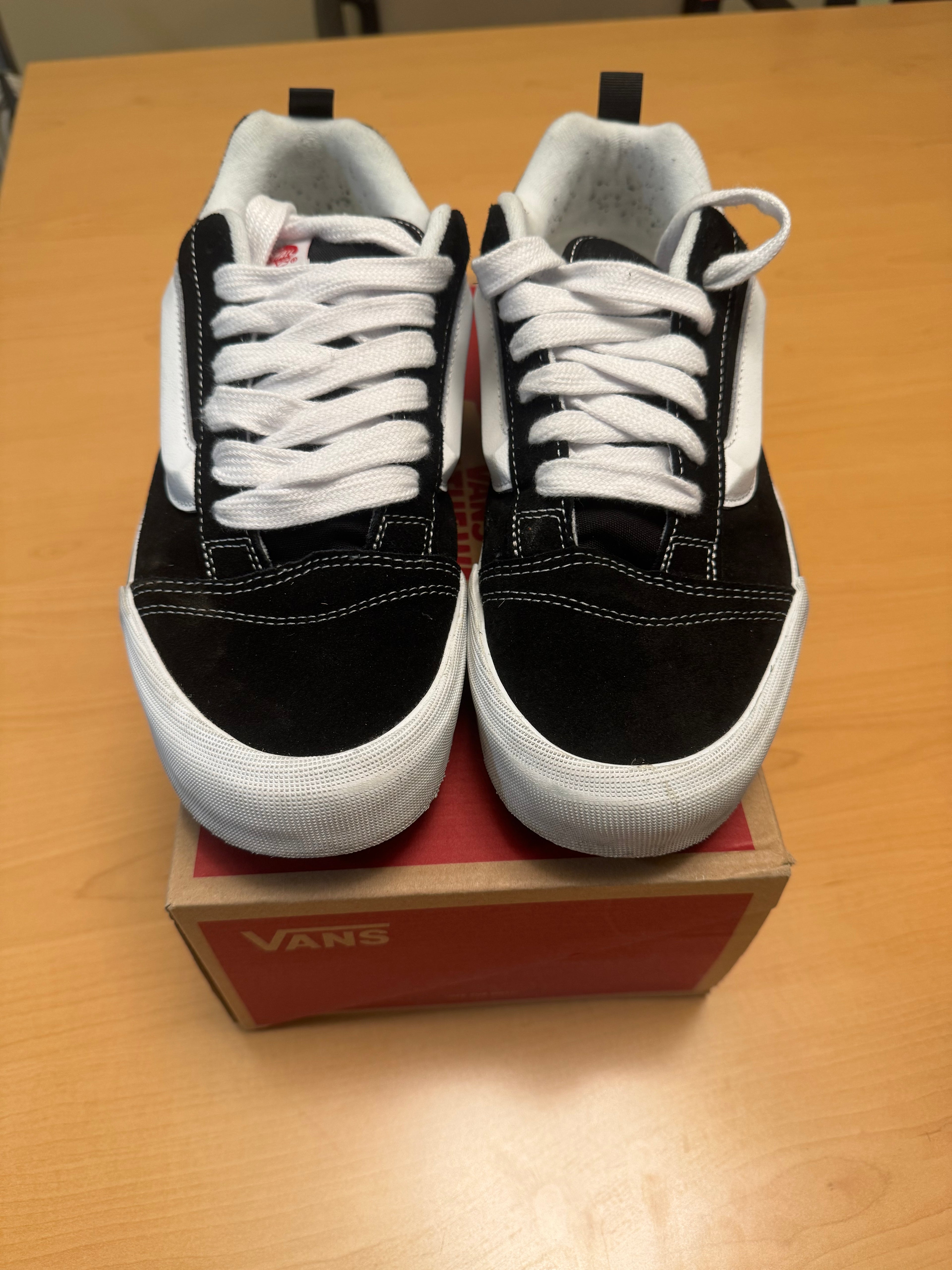 Vans Knu Skool - The Urban Hanger