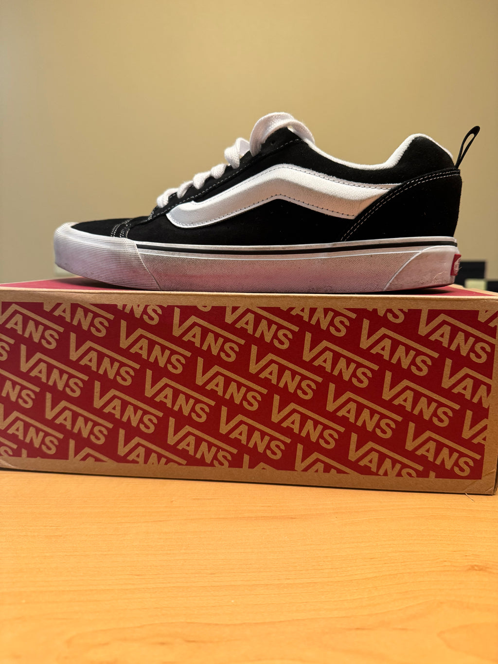 Vans Knu Skool - The Urban Hanger
